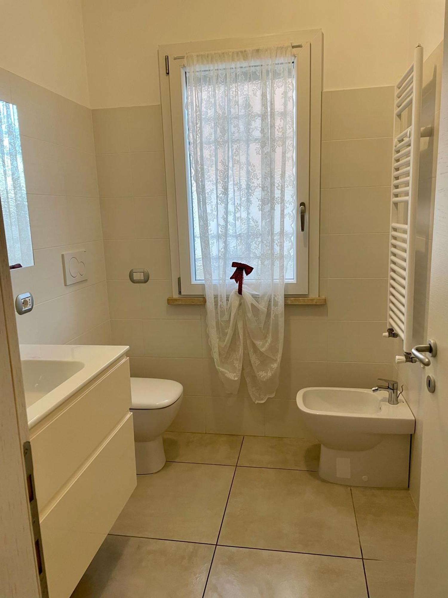 Home With Parking Near The Airport And Beach Fiumicino Eksteriør bilde