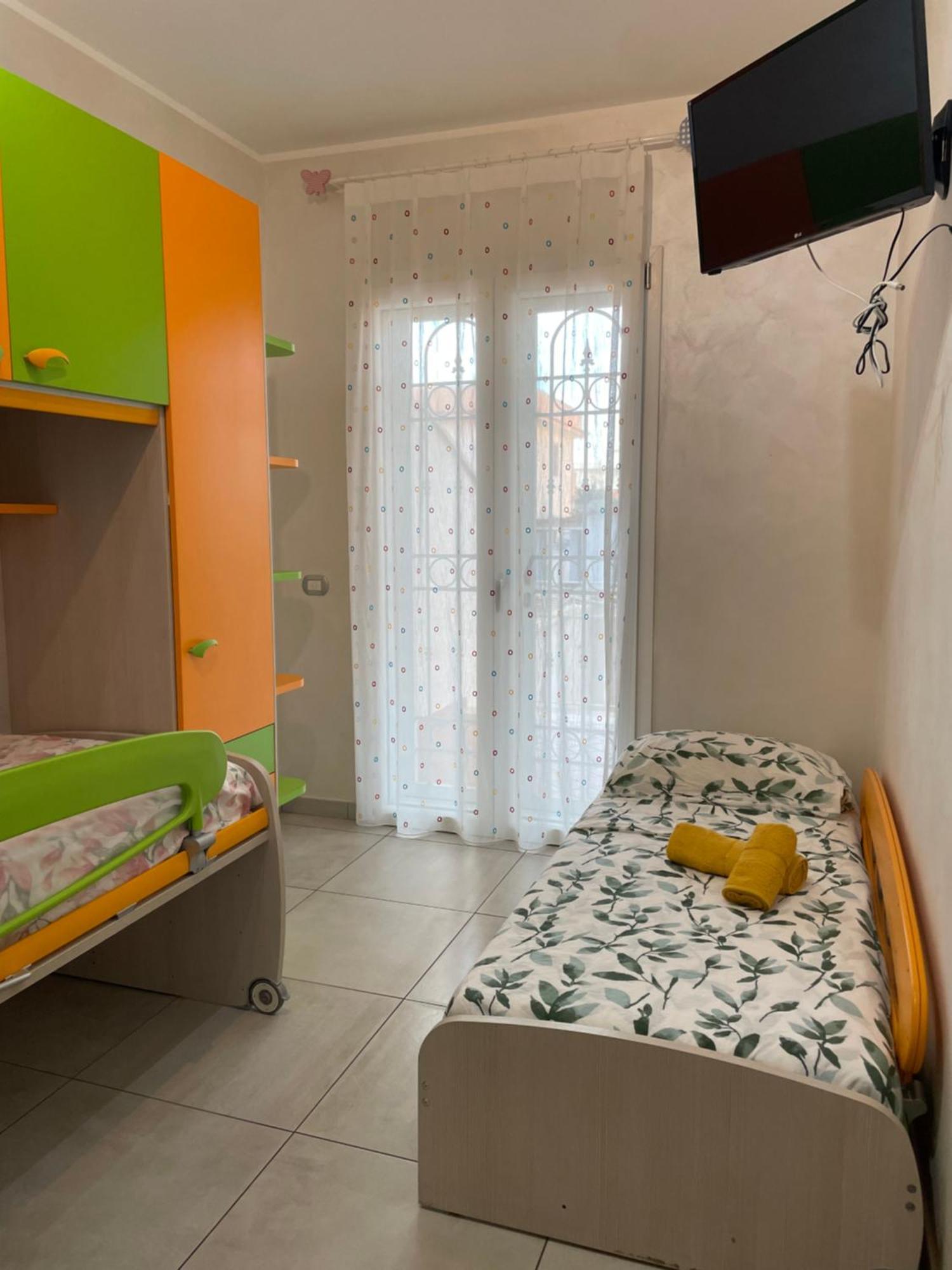 Home With Parking Near The Airport And Beach Fiumicino Eksteriør bilde