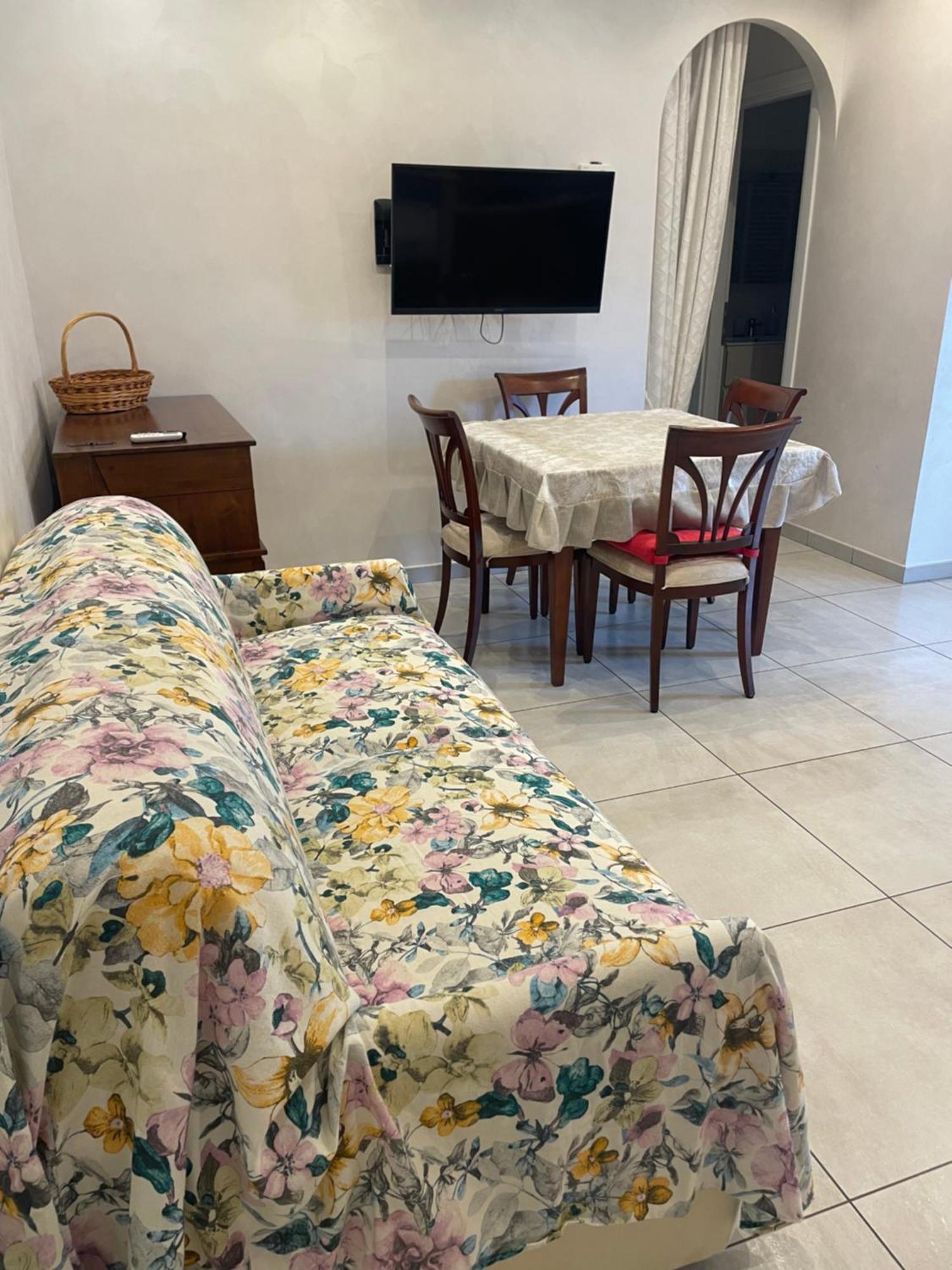 Home With Parking Near The Airport And Beach Fiumicino Eksteriør bilde